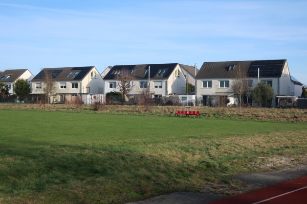 Sportanlage International School of Düsseldorf Platz 3 - Düsseldorf-Lohausen