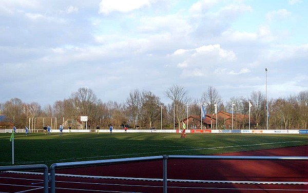 Jahnstadion im Sportpark Nienhagen - Nienhagen bei Celle