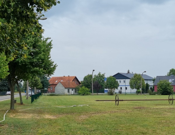 Sportanlage Sand Platz 2 - Drachhausen