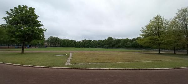 Bezirkssportanlage Königskinderweg - Hamburg-Schnelsen