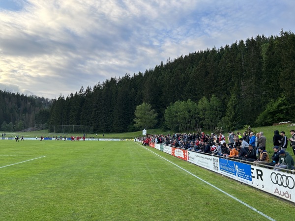 Sportplatz Gifting - Wilhelmsthal-Gifting