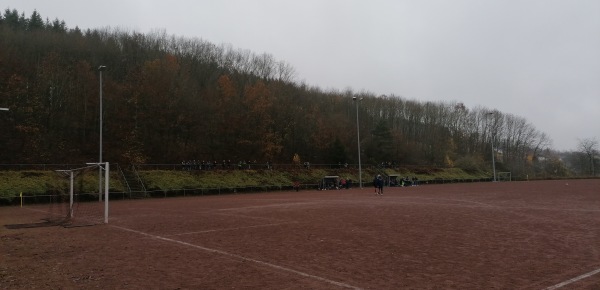 Sportplatz Zum Johannisberg - Mertesdorf