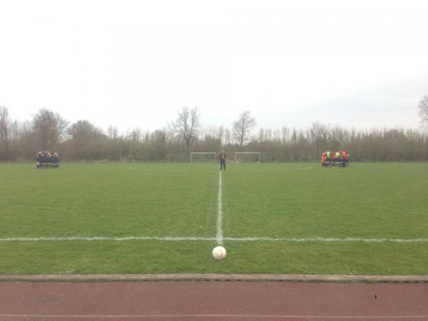 Sportanlage Quickborner Straße - Borstel-Hohenraden