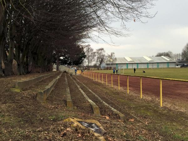 Pfaffenau-Stadion - Biblis 