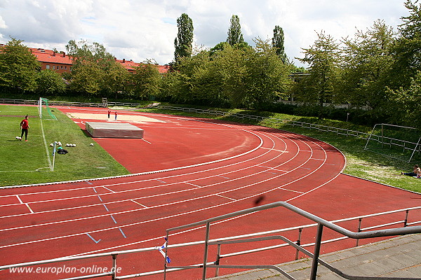 Friedrich-Ebert-Stadion - Berlin-Tempelhof
