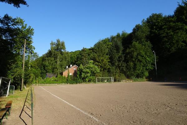Sportplatz Rheinstraße - Remagen-Unkelbach