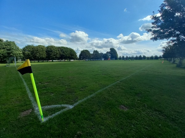 Sportanlage Rostocker Straße Platz 2 - Dettmannsdorf