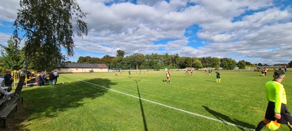 Stadion MKS Orzeł Rostarzewo - Rostarzewo