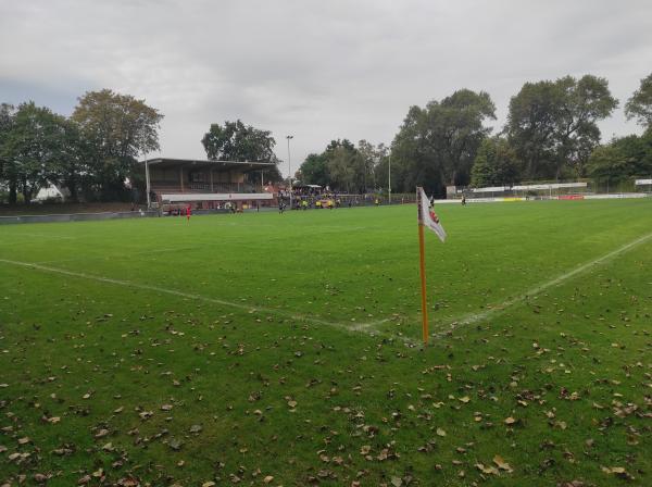 Dorotheen-Kampfbahn der Bezirkssportanlage Lohberg - Dinslaken-Lohberg