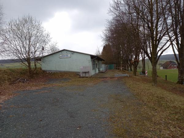 Sportplatz am Eichelgarten - Weidenhahn