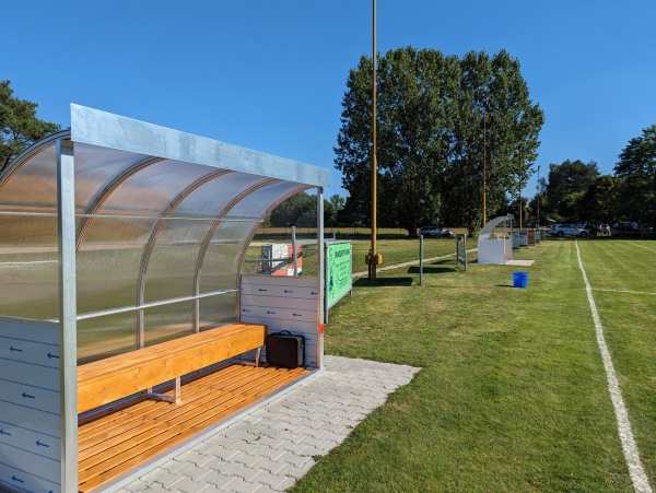 Oskar-Ruhnke-Stadion - Tangerhütte-Uetz