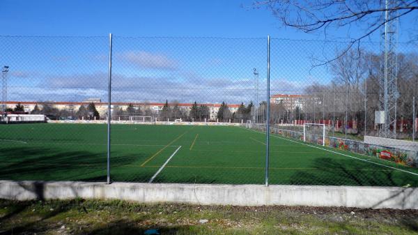 Polideportivo Ernesto Cotorruelo Campo 1 - Madrid, MD