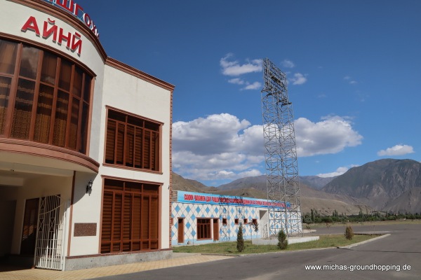 Stadion Aini - Aini