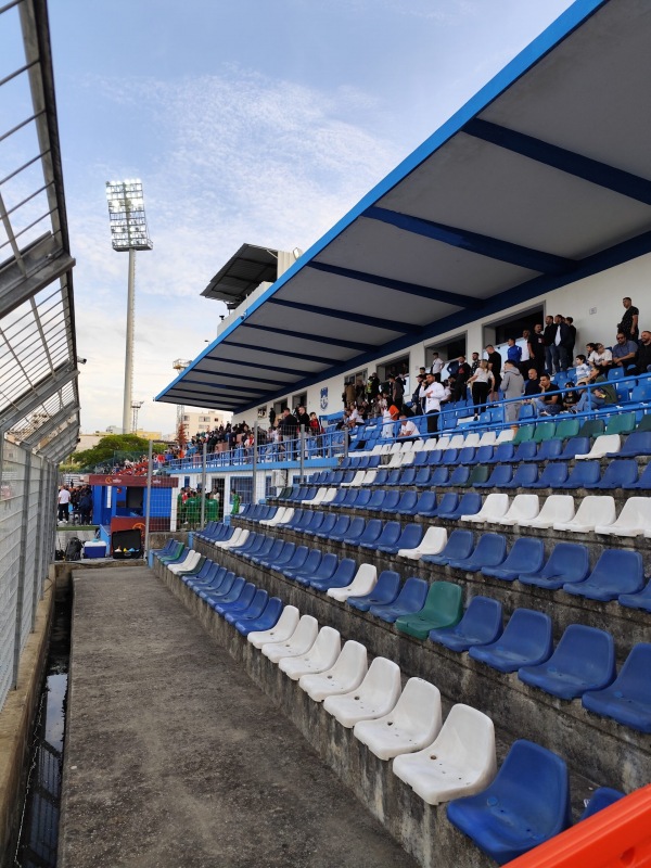 Stadiumi Niko Dovana - Durrës