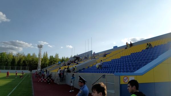 Stadion Soniachny - Piatykhatky