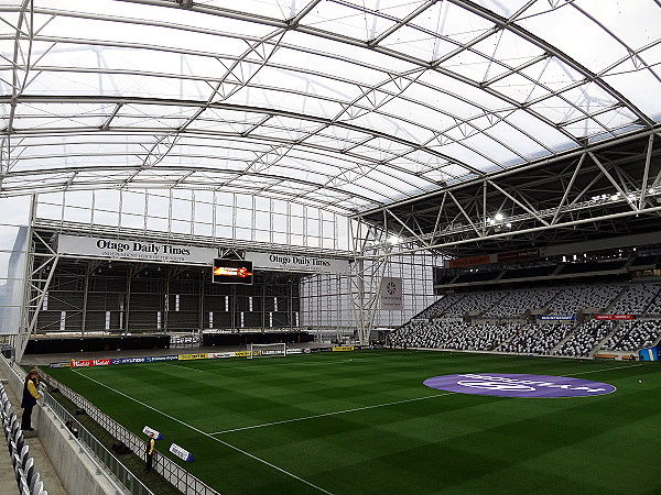 Forsyth Barr Stadium at University Plaza - Dunedin