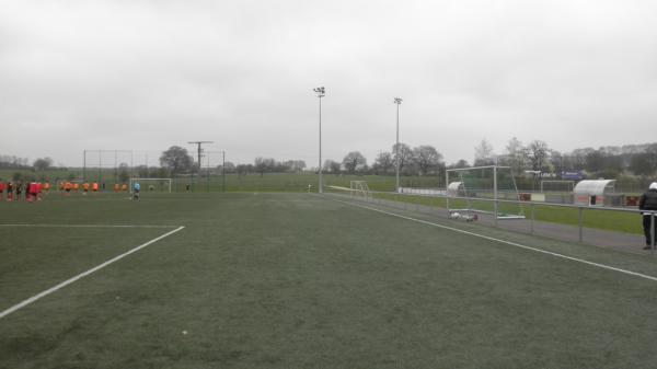 Stade Albert Berchem terrain synthetique - Kielen (Kehlen)