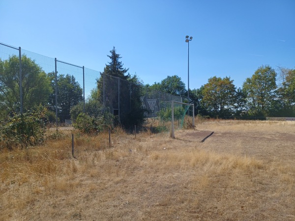 Sportplatz Steinbacher Weg - Hadamar/Westerwald-Oberzeuzheim