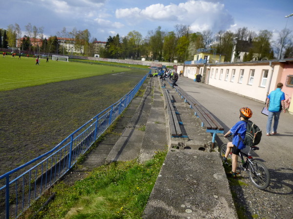 Alter Zustand der Gegengerade und Laufbahn 