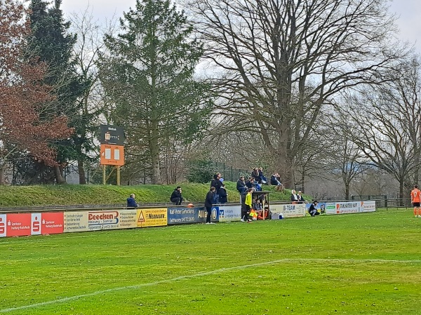 Stadion Rötenbrook - Toppenstedt