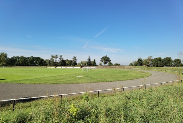 Otto-Lilienthal-Stadion - Rhinow