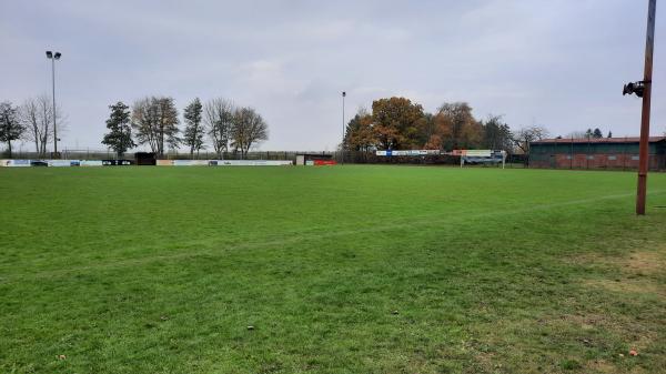 Sportanlage beim Schulzentrum - Steinkirchen/Altes Land