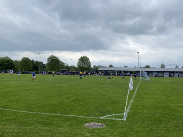 Wiesengrundstadion - Volkertshausen 