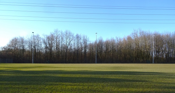 Transdanubia Sportanlage Nebenplatz - Traun/Oedt
