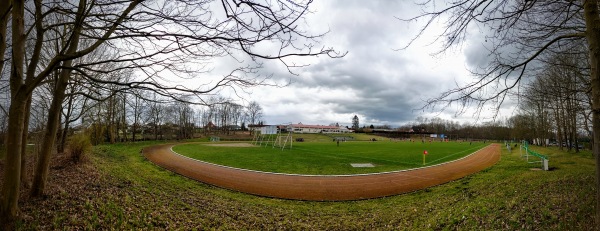 Friedrich-Ludwig-Jahn-Stadion - Gützkow