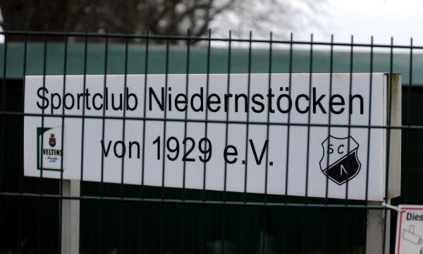 Sportplatz In der Twacht - Neustadt/Rübenberge-Niedernstöcken