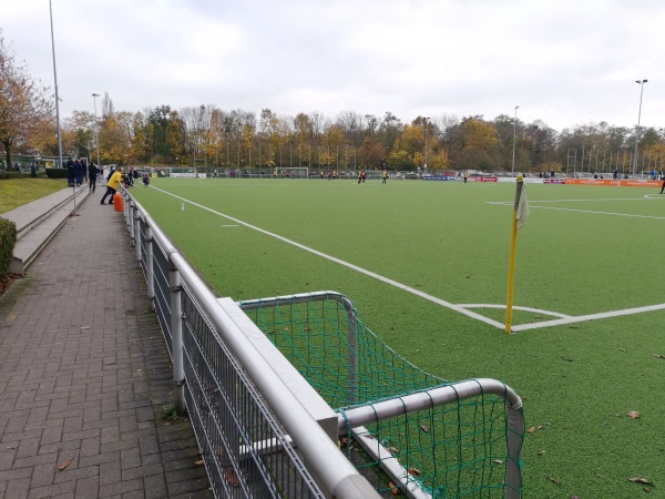 PCC-Stadion Nebenplatz 1 - Duisburg-Homberg