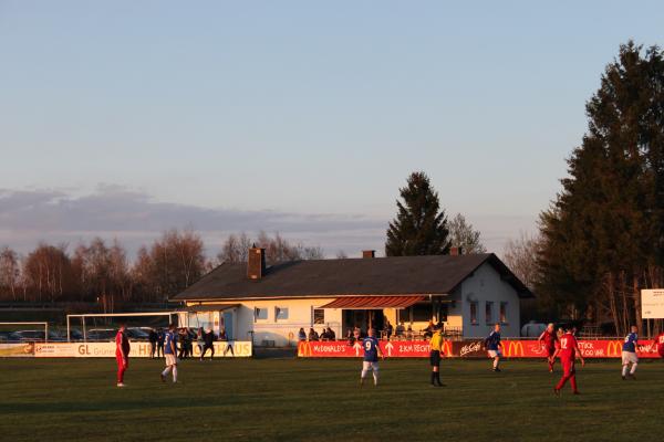 Sportplatz Pirker Weg - Hof/Saale-Wölbattendorf