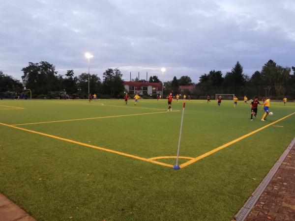 Sportplatz Lippstädter Straße - Berlin-Lichterfelde
