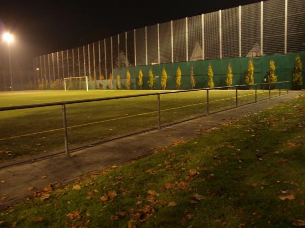 Dreizehnlindenstadion Nebenplatz oben - Paderborn-Elsen