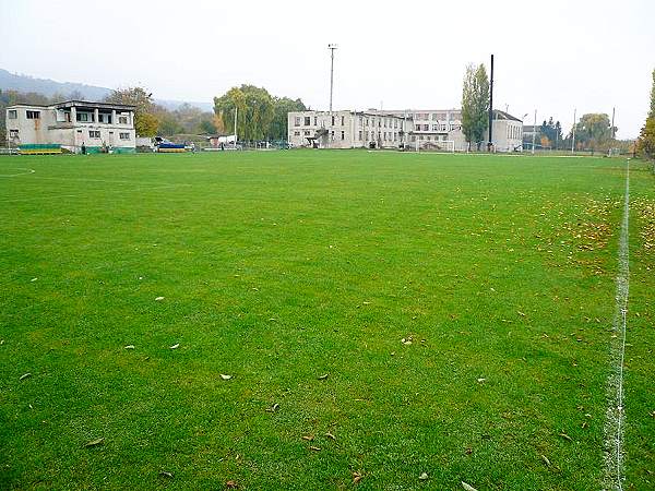 Stadionul Sătesc - Călărăşăuca