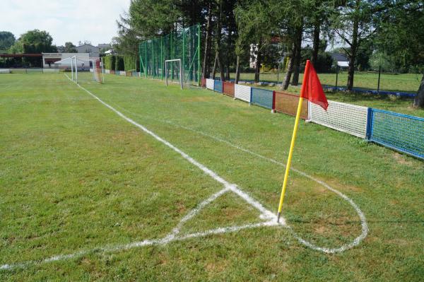 Stadion w Pisarzowice - Pisarzowice