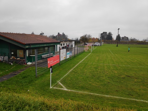 Sportanlage an der Bahnlinie - Nonnenhorn