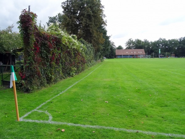 Ilmenaustadion B-Platz - Bienenbüttel