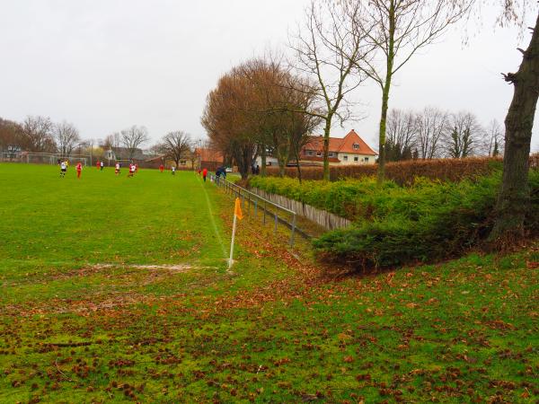 Sportplatz an der ehemaligen Schule - Soest-Müllingsen