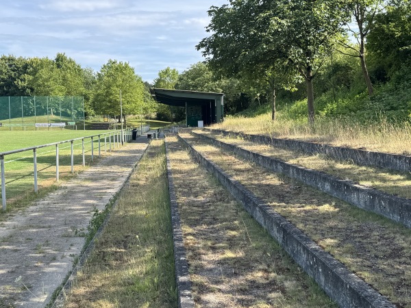 Sportanlage Am Donarbrunnen - Kassel-Niederzwehren