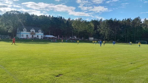 Stadion U Lesa - Hudlice