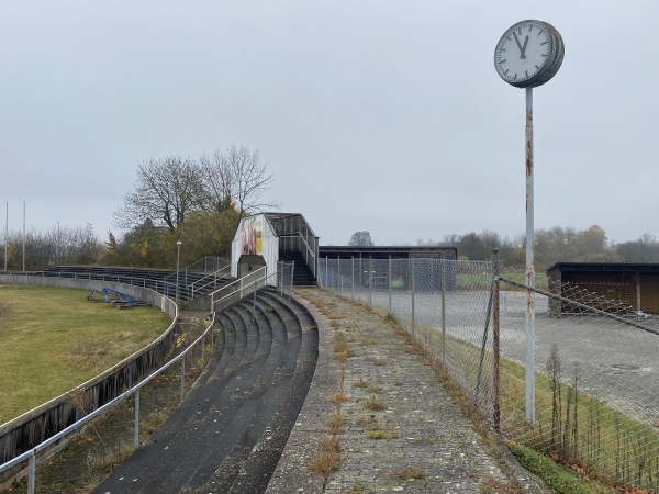 Anton-Treffer-Stadion - Neustadt/Donau