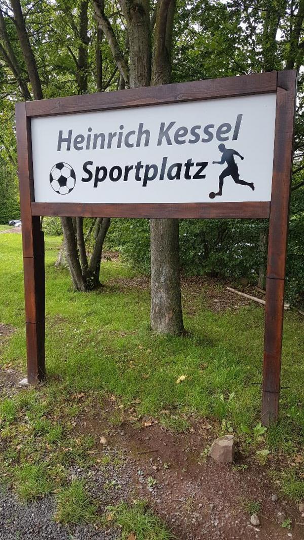 Heinrich Kessel Sportplatz - Rheinbach-Queckenberg