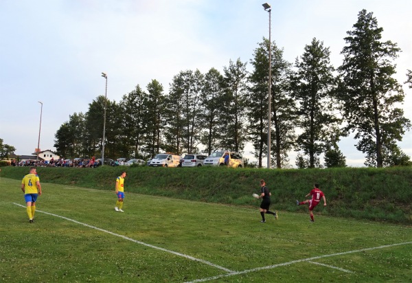 Sportplatz Neukirchen am Ostrong - Neukirchen am Ostrong