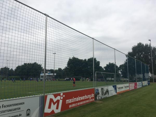 MTV-Sportgelände B-Platz - Langenhagen-Engelbostel