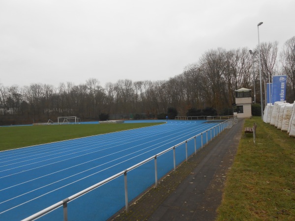 TuS-Anlage im Sportpark Höhenberg - Köln-Höhenberg