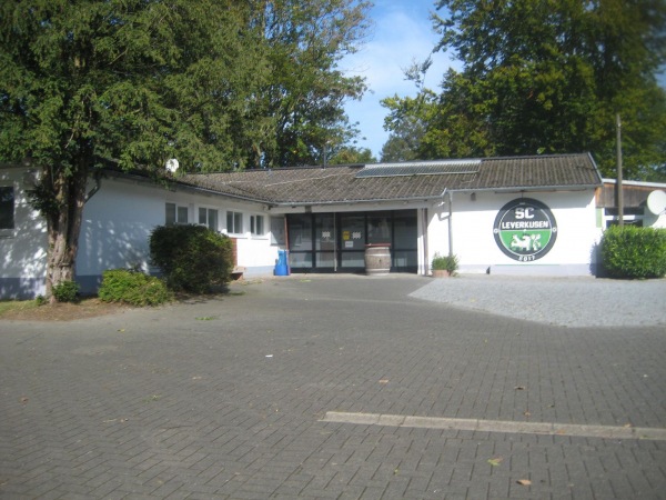 Sportplatz Tannenbergstraße - Leverkusen