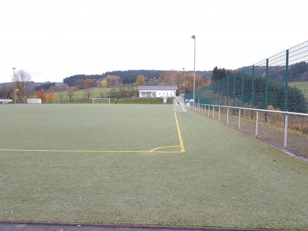 Sportplatz Oberveischede - Olpe-Oberveischede