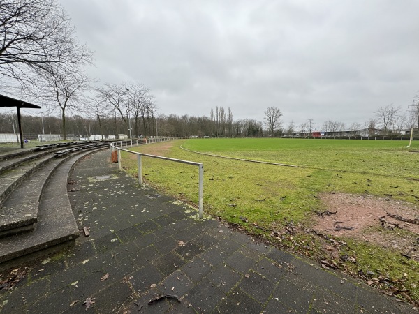 Bezirkssportanlage Vennhauser Allee - Düsseldorf-Eller