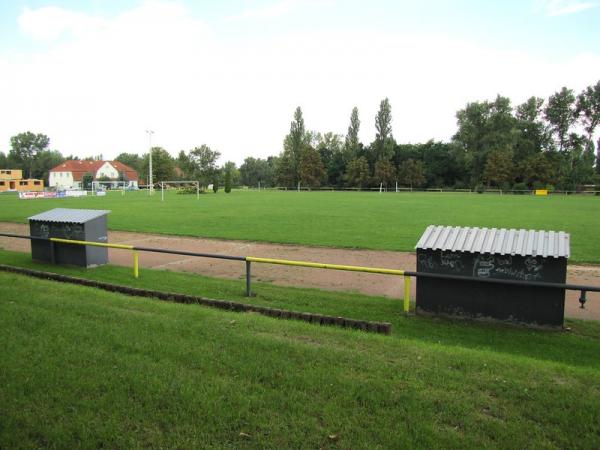 Sportplatz am See - Braunsbedra-Großkayna